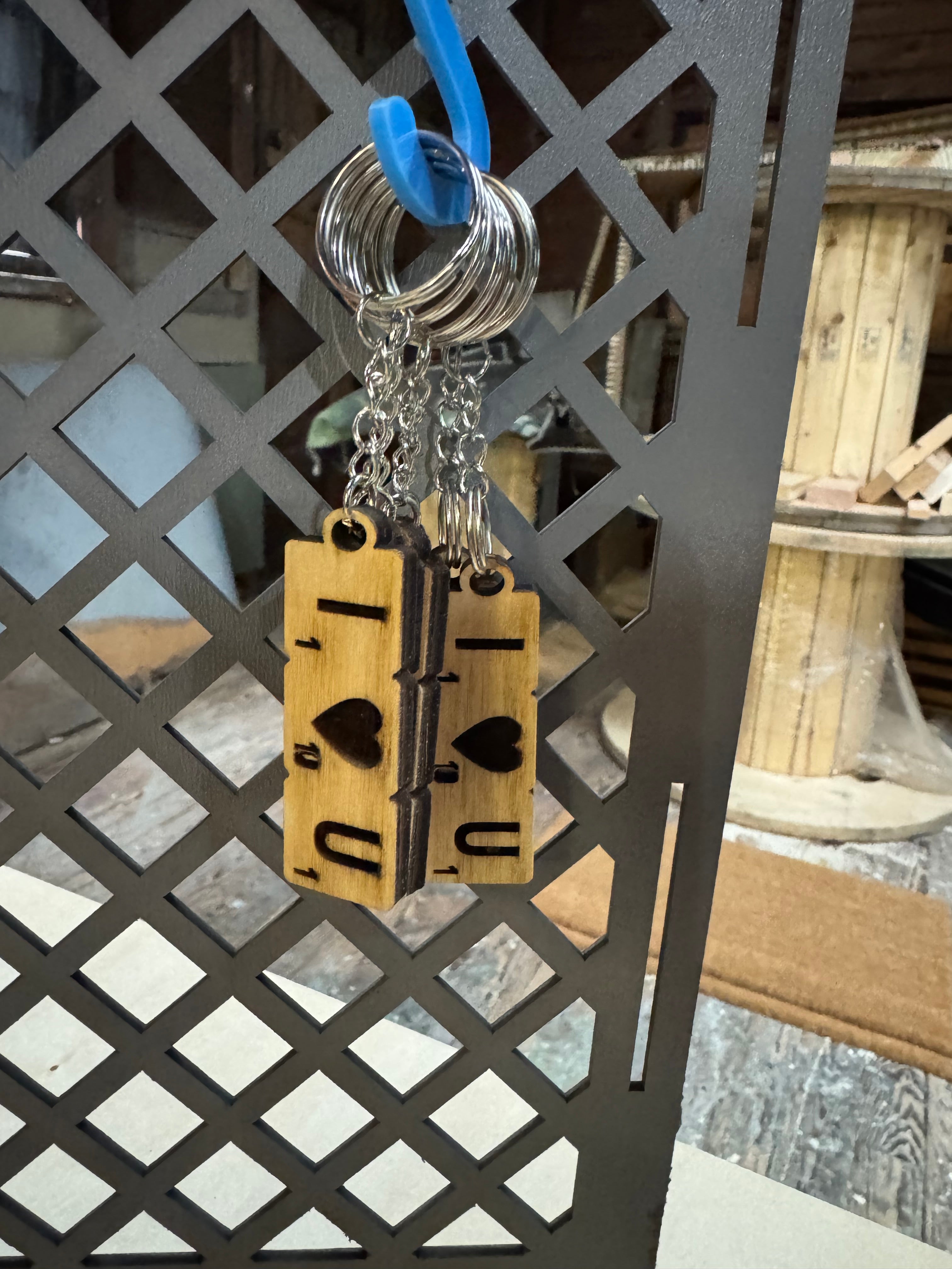 Custom Keychains & Personalized Designs